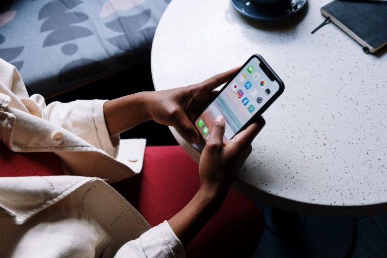 apps that change your face